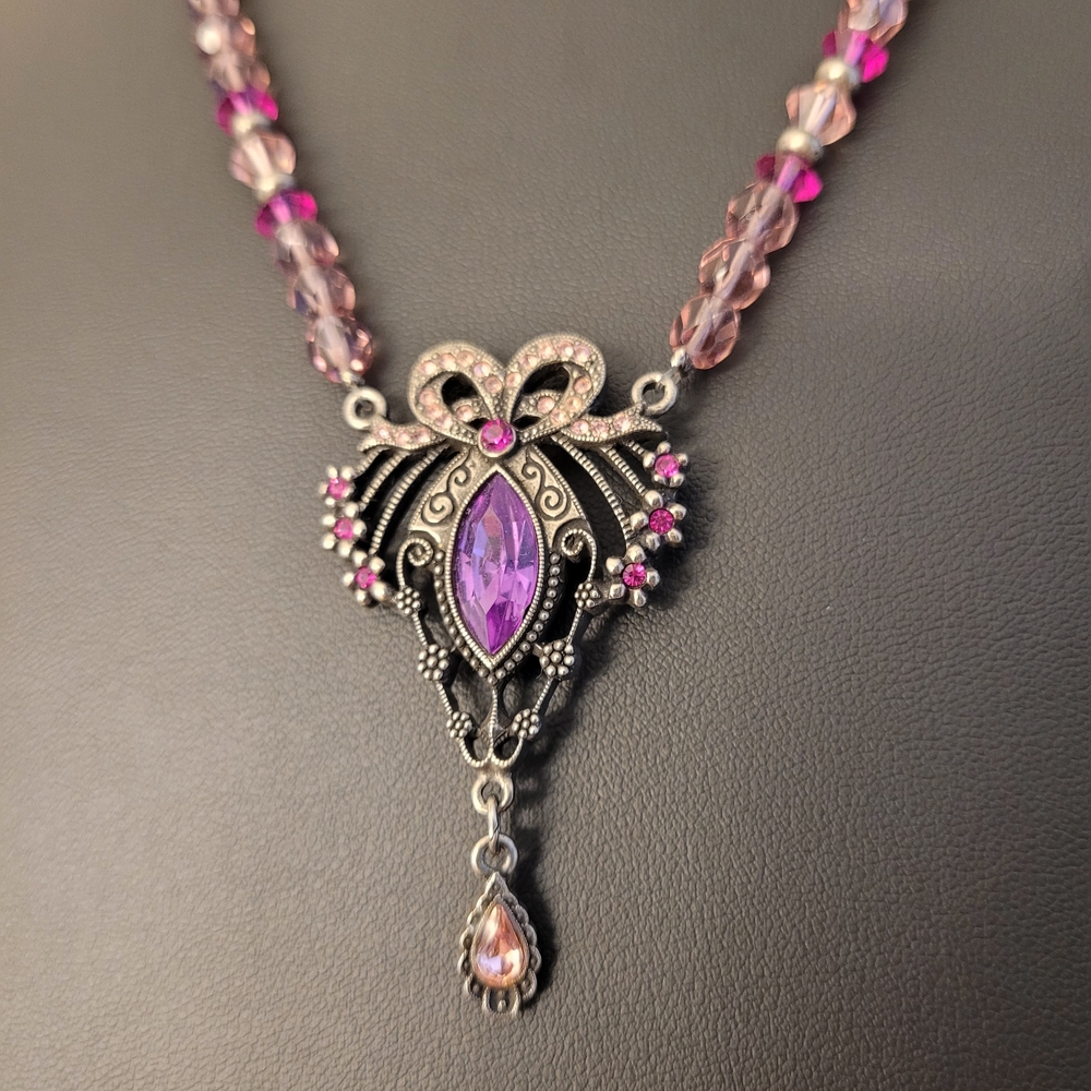 1928 Purple & Pink Crystals Ornate Pendant Sparkling Glass Beaded Necklace - Picture 11 of 16